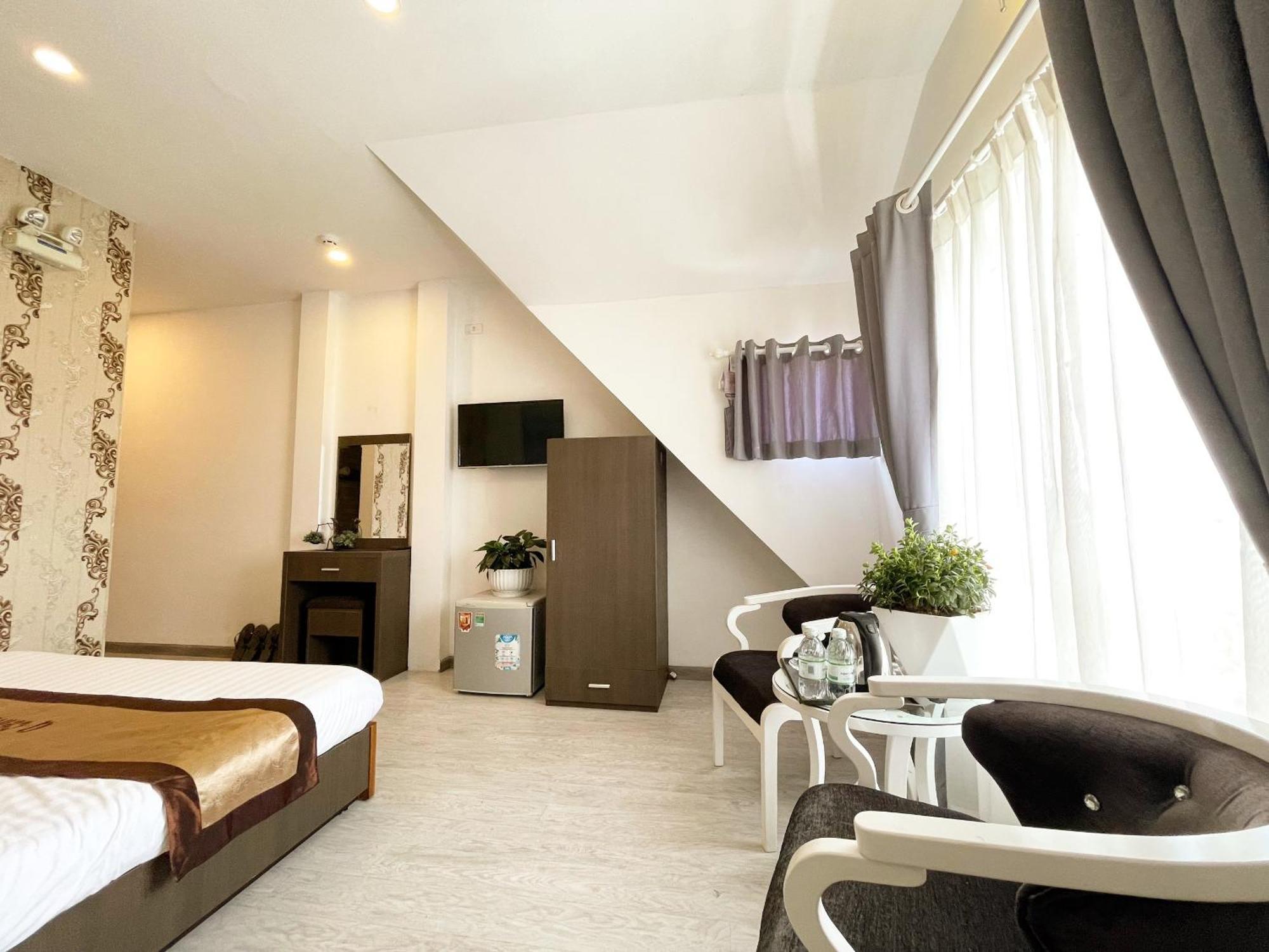 Готель Q-Center Dalat Екстер'єр фото